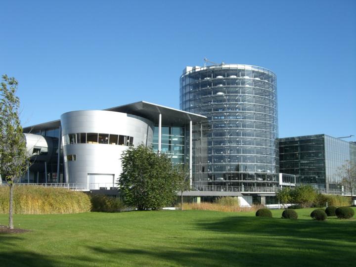 Die Gläserne Manufaktur Dresden