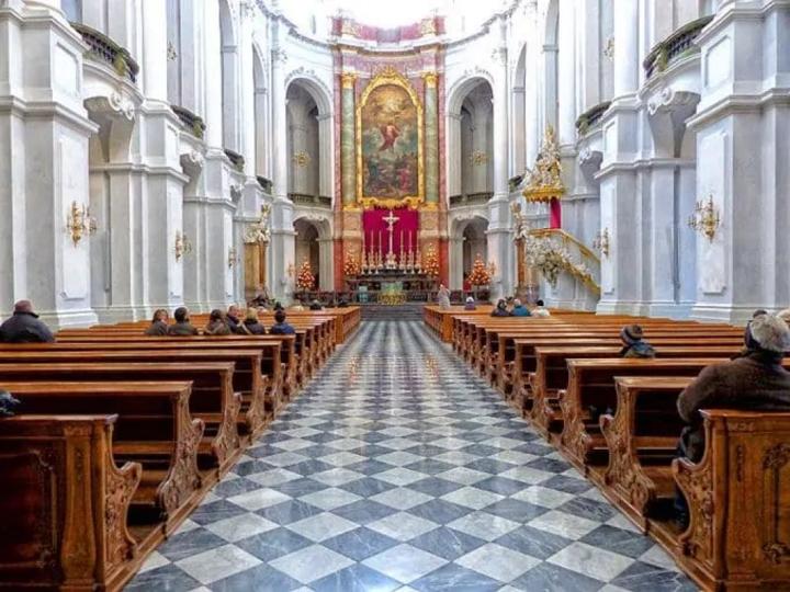Kathedrale Dresden (Katholische Hofkirche)