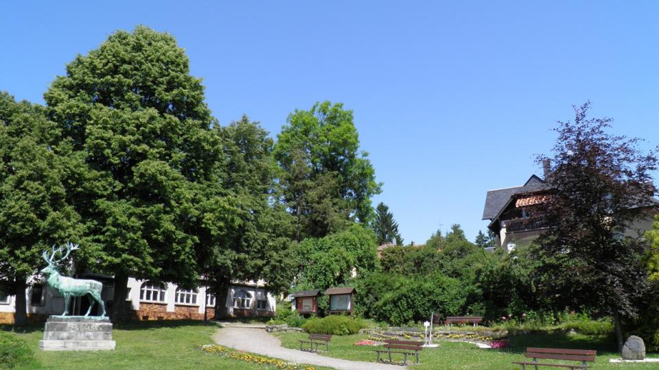 11. Route: Hiking with Time
