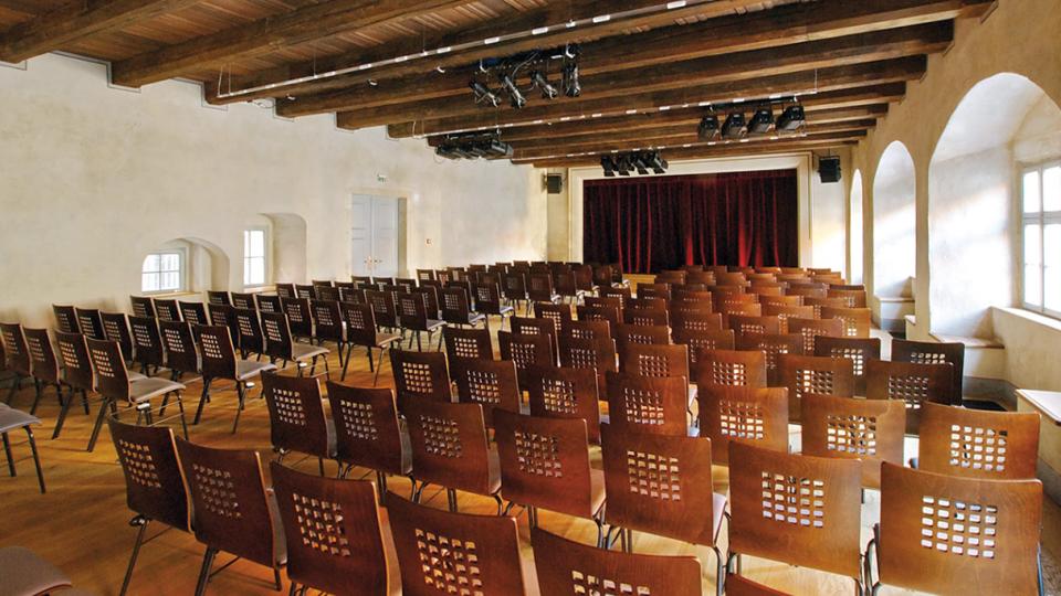 Ilse- Bähnert Stiftung & Tom Pauls Theater